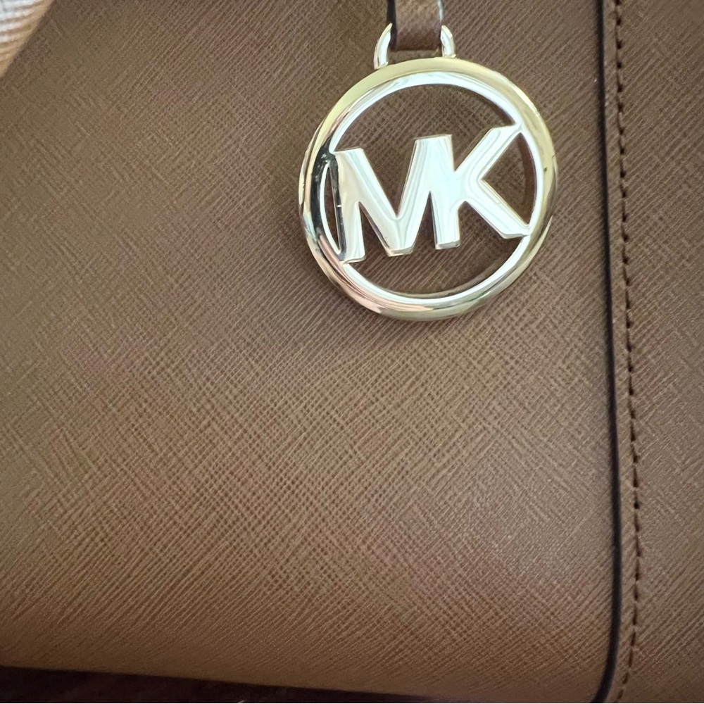 Michael Kors Dillon Saffiano Dark Khaki Leather Satchel - Picture 13 of 14